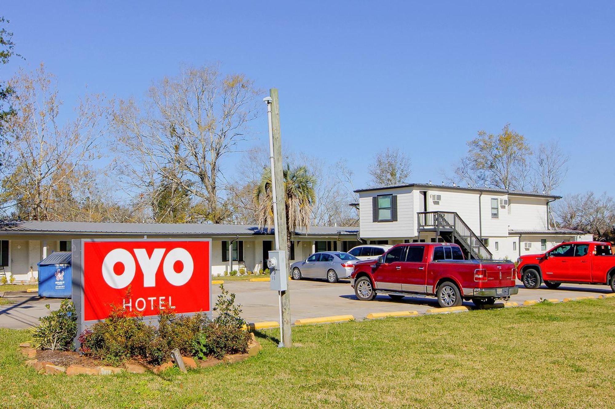 Hotel Oyo La Hwy 90 West 2*