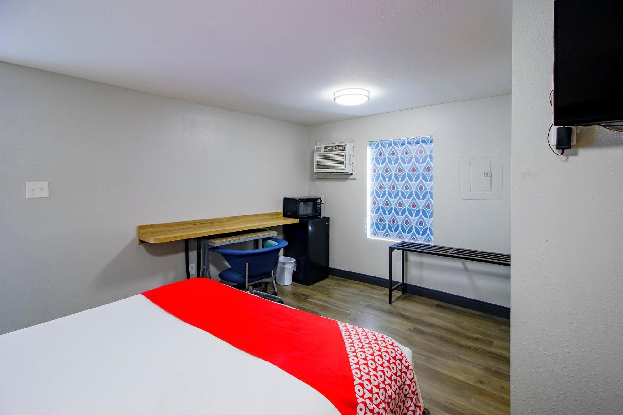 Oyo La Hwy 90 West Hotel Sulphur